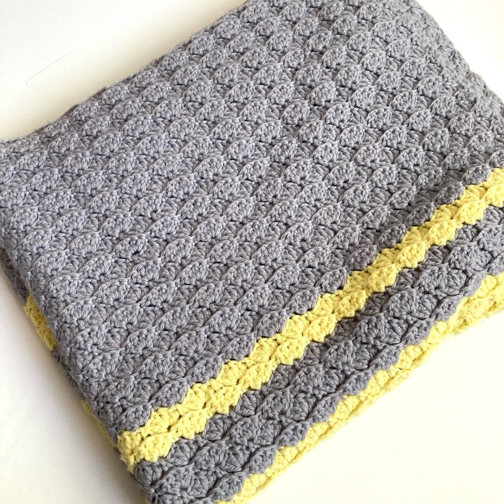 Vintage Unisex Hand Knitted Crocheted Baby Blanket Blueish Gray Yellow 36x48”